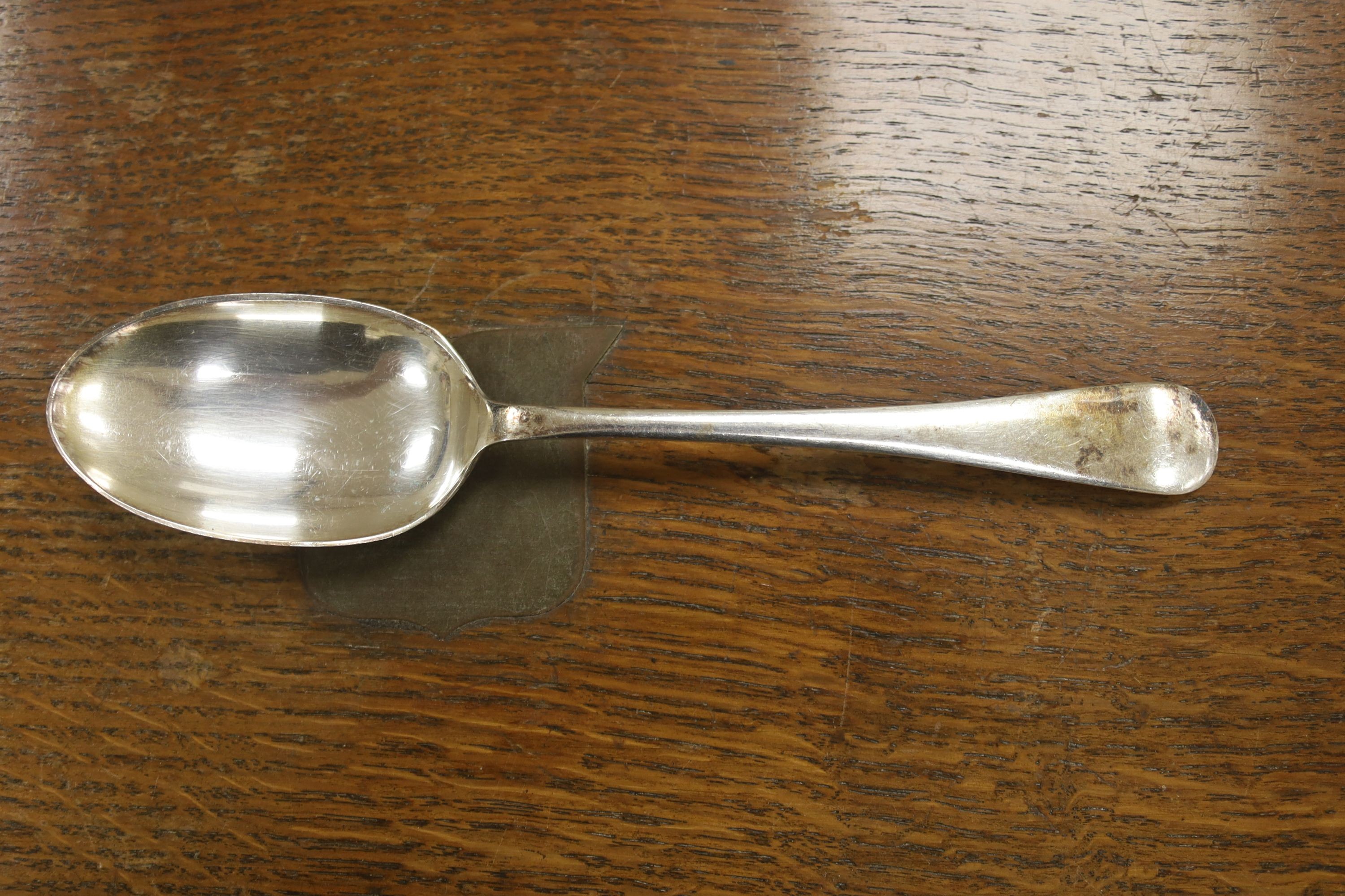 A Walker and Hall canteen of cutlery